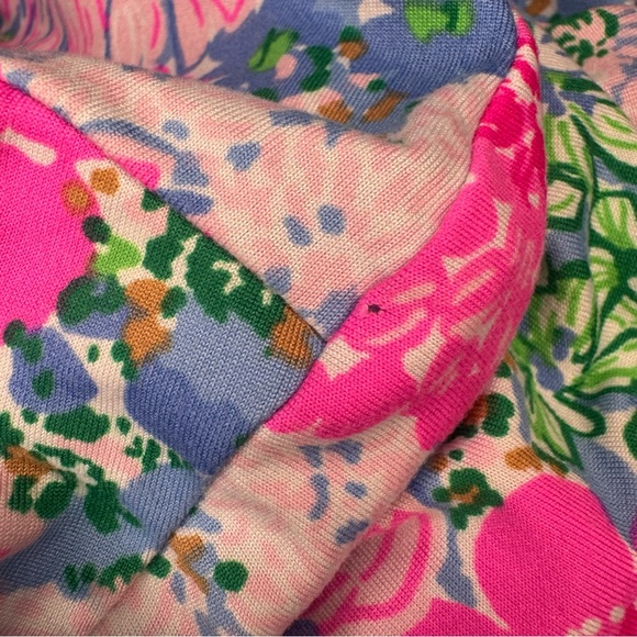 Lilly Pulitzer PJ Knit Henley Long Sleeve Top Pink and Blue Floral Size Small - Picture 6 of 7